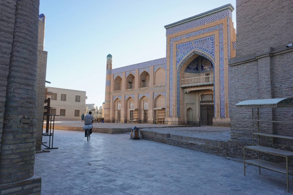 Desert Gems: Tamerlan’s Legacy and the Heart of Uzbekistan